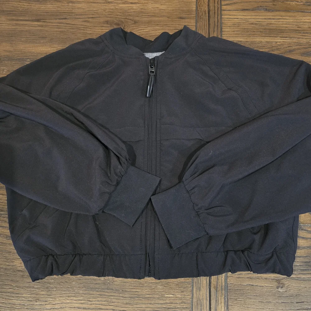 Athleta Girls Bomber Jacket Fall Sporty Crop Size 7 - Picture 8 of 8